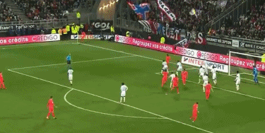 本赛季对阵意甲9强，仅垫底的佛罗伦萨输球场次比国米更多（对阵意甲9强，本季只有垫底佛罗伦萨比国米输得更多）