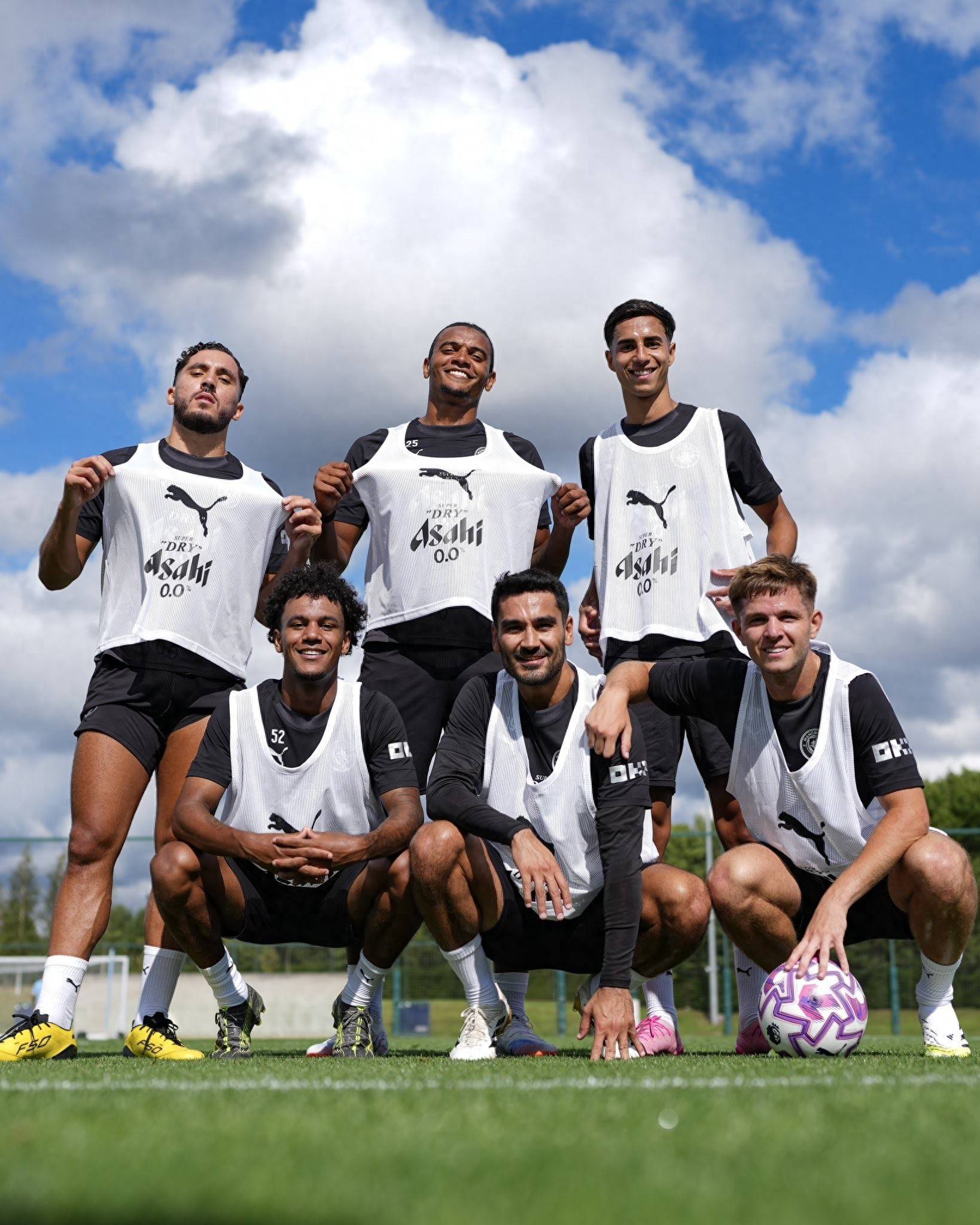 官方：欧足联承诺为女足投资10亿欧元，2030年前完成（欧足联官宣：2030年前向女足投入10亿欧元）