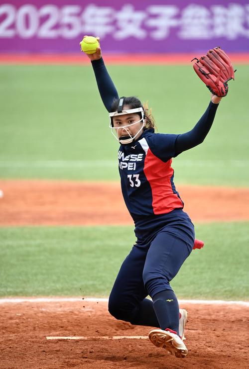 防守端连续三次大帽