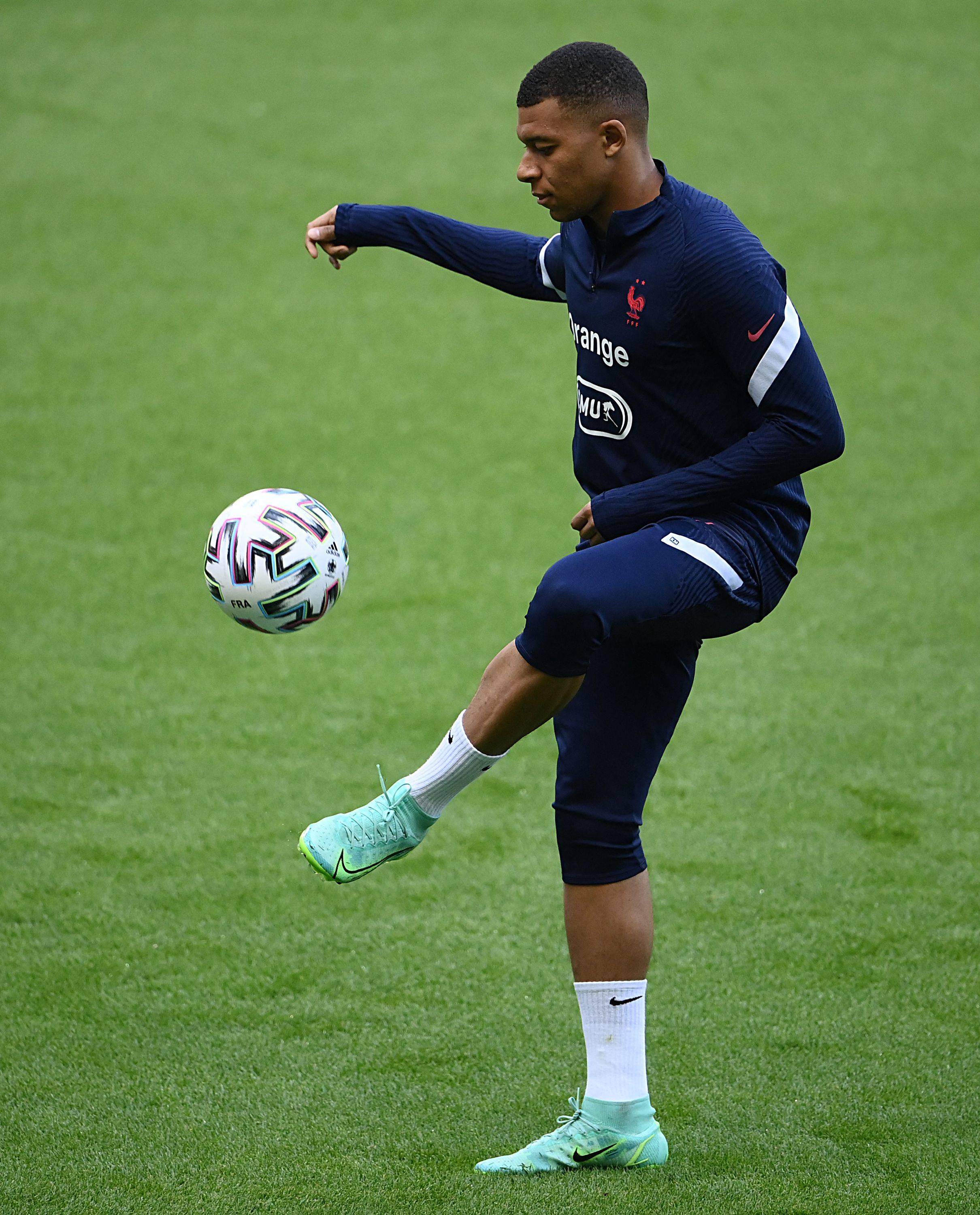 佩里西奇：我永远支持国米，虽然我的队长莫德里奇在米兰踢球