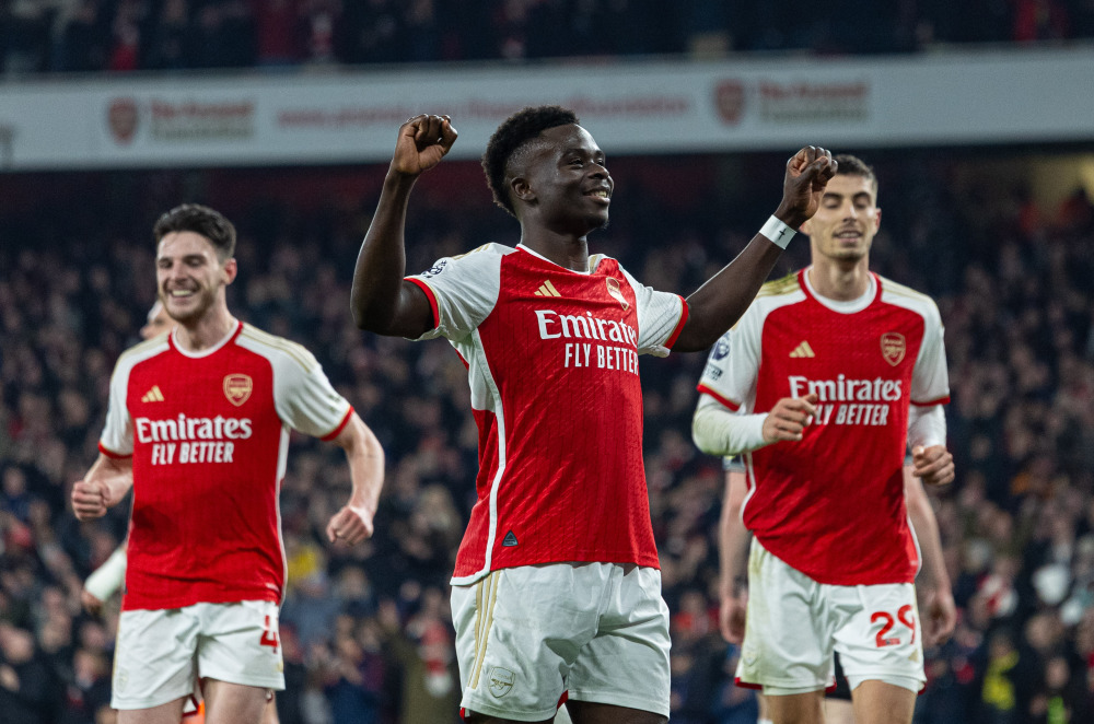 拉眼角引发争议的全北助教宣布辞职，此前因种族歧视被判禁赛5场