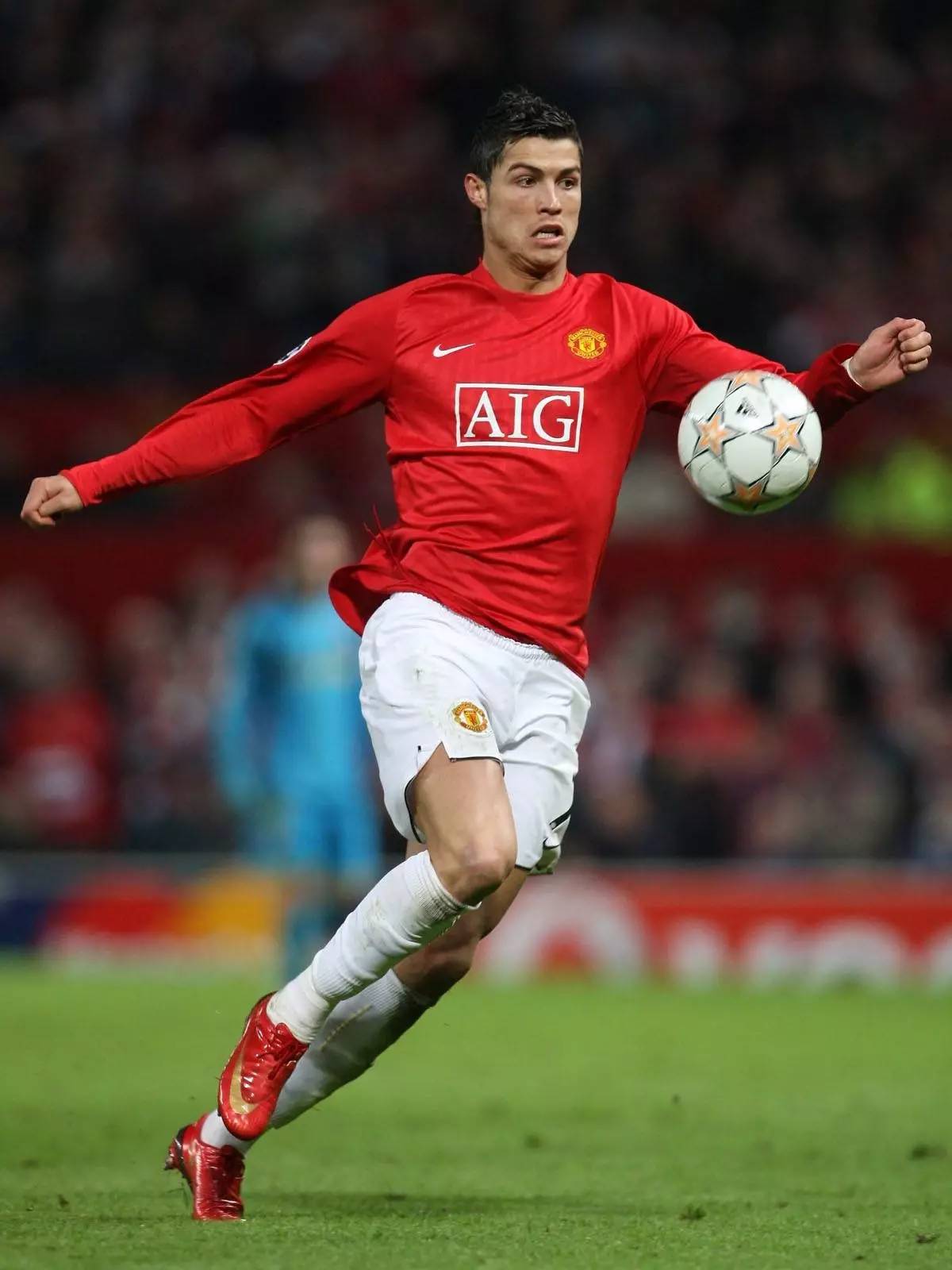 非洲杯前瞻：喀麦隆内忧外患状态堪忧，加蓬锋线大将缺席首战（非洲杯前瞻：喀麦隆内外交困状态成疑，加蓬锋线核心无缘首战）