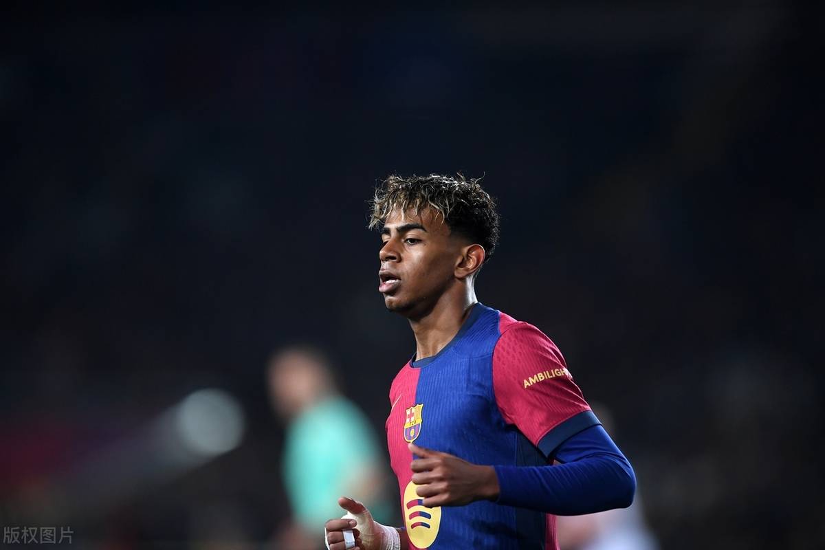 匈牙利vs爱尔兰首发：索博斯洛伊在列，奥布莱恩出战（匈牙利对阵爱尔兰首发出炉：索博斯洛伊入选，奥布莱恩首发）