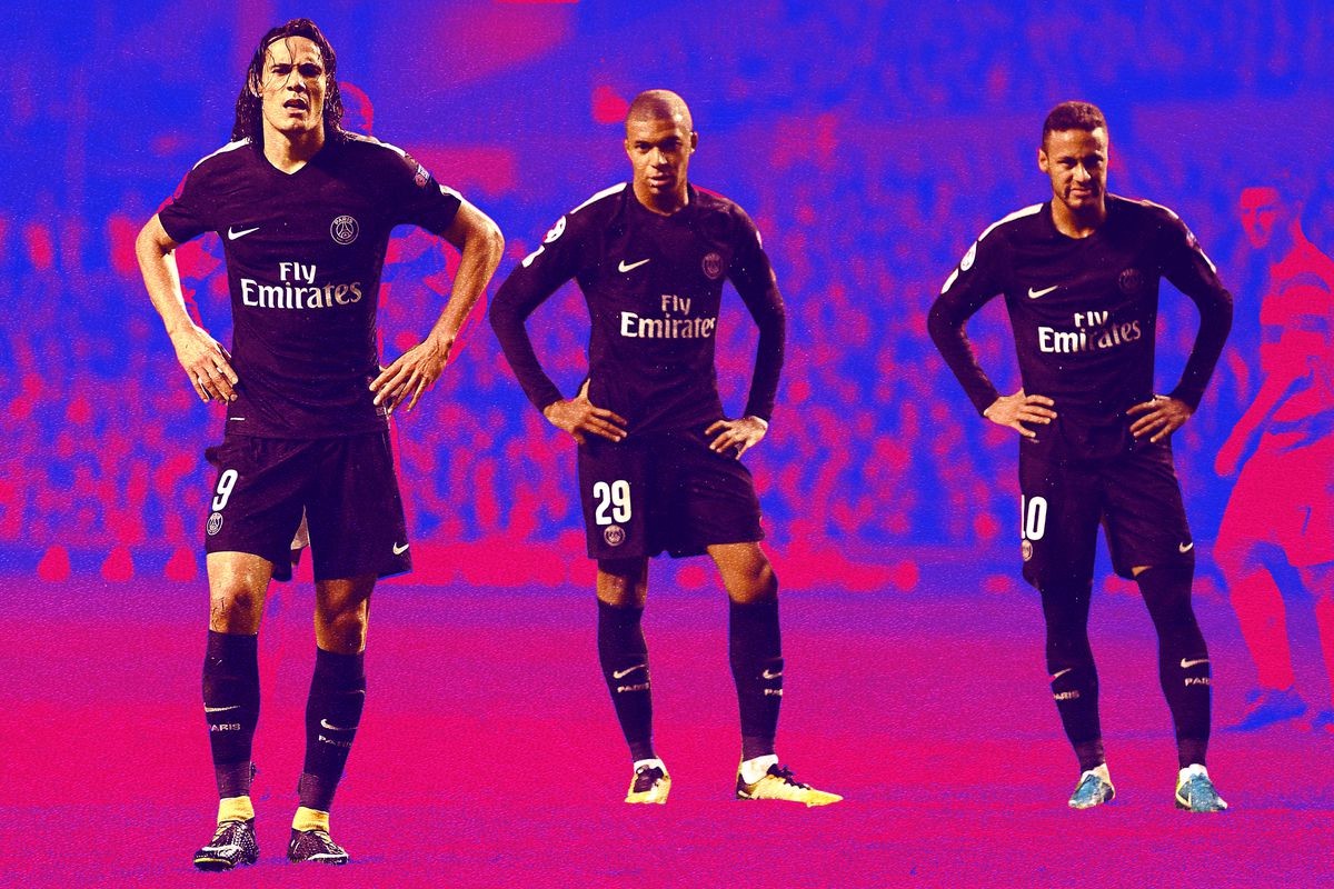 内蒙古额尔古纳初冬银装素裹，金雕翱翔雪原尽显苍穹之王风范