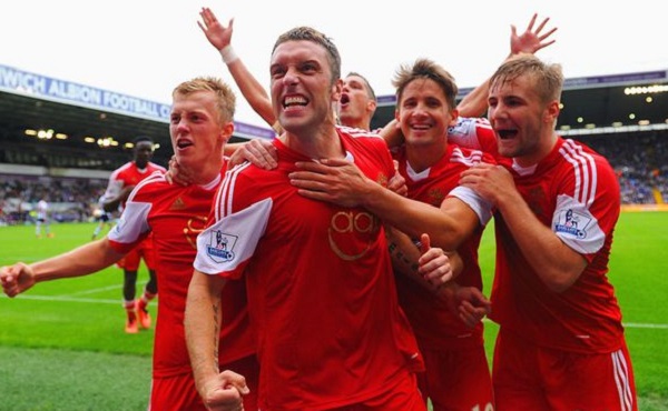 德国球队本赛季场均上座人数：多特8.1万人第1，拜仁7.5万第2（德国球队本季场均上座榜：多特8.1万人领跑，拜仁7.5万人居次）