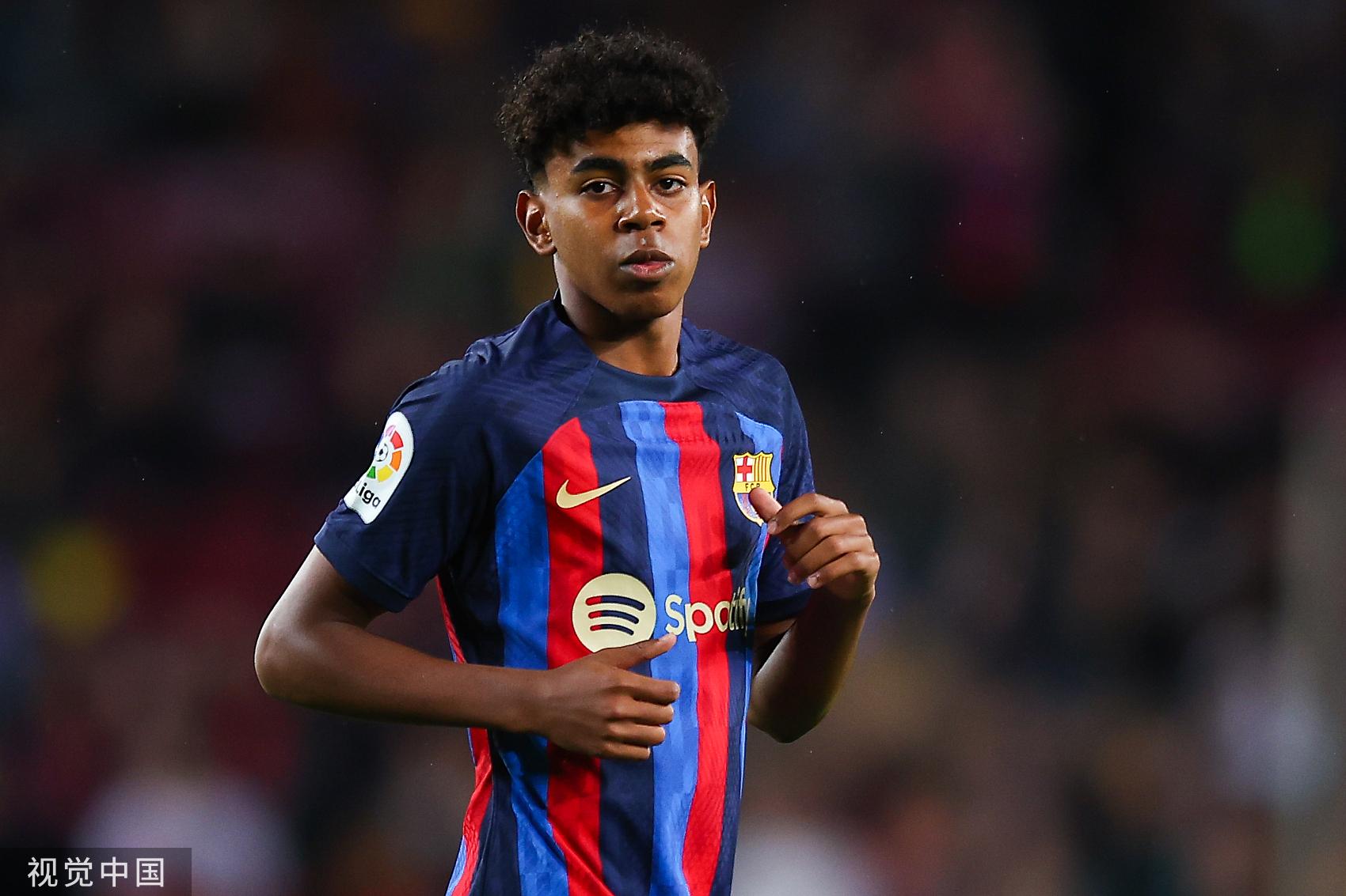 砸地头球破门，梅西打进职业生涯的第896球